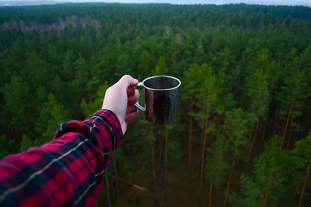 wiederverwendbare Tasse aus Edelstahl zum Camping und Reisen