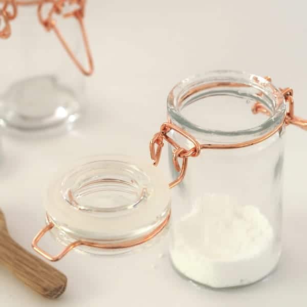 Natron als Deo Deo selber machen DIY Natron Natur Zero Waste Badezimmer EcoYou Bad Tipps Blog