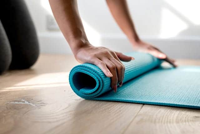Sport Yoga und Meditation in der Me Time Me Time Ideen Sport Yoga Meditation Nachhaltig Zeit für Dich Bedeutung