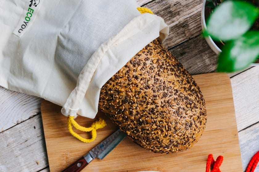 Brot einfrieren mit Baumwollbeutel die-besten-brotbeutel-plastikfrei-einkaufen zero waste brotbeutel kaufen