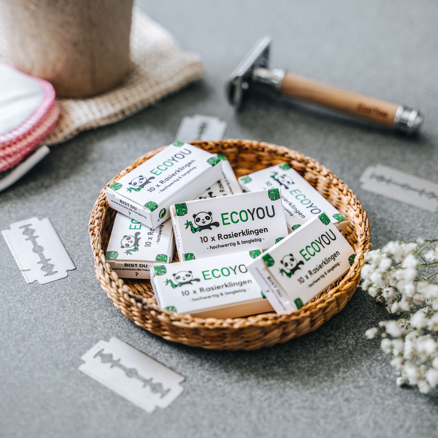 Rasierklingen EcoYou Rasierhobel Frau Mann Nachhaltig Hochwertig Holz Bambus Rasierklingen entsorgen EcoYou Umweltschutz plastikfrei Leben ohne Plastik